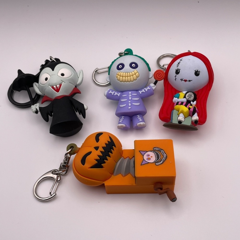 Disney keychains Lot of 4 The Night Before Christmas Characters